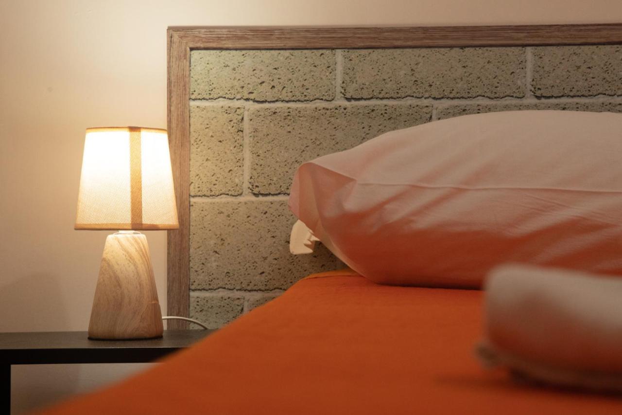 Fardella 250 Apartment ตราปานี ภายนอก รูปภาพ